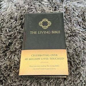 THE LIVING BIBLE